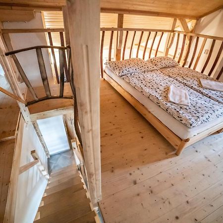 Vinny Sklep Kovarna - Nad Presovnou Rohatec Ngoại thất bức ảnh